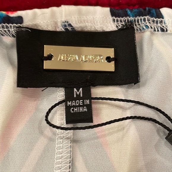 NWT Floral/tropical halter maxi dress. - Picture 6 of 7